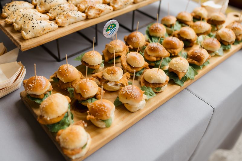 party pack sliders six pack